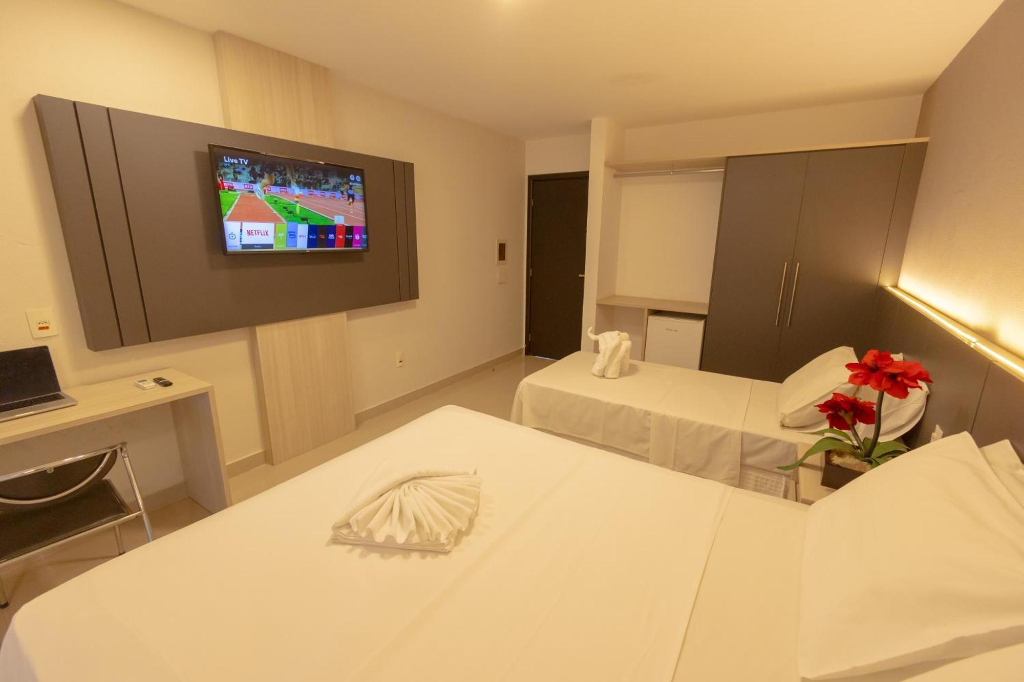 Hotel Bhs Linhares Extérieur photo